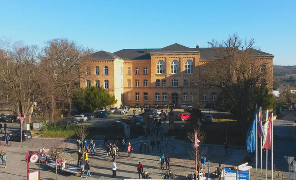 Außenansicht Christian Wirth Schule Usinge